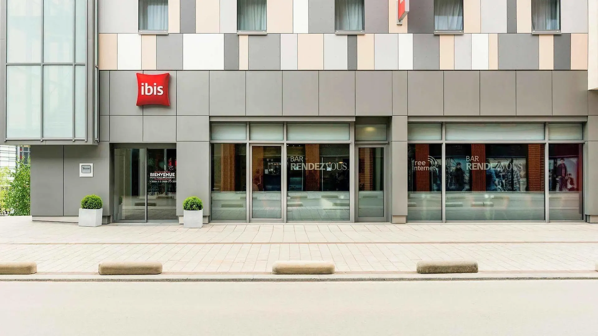 Ibis Esch Belval Hotel