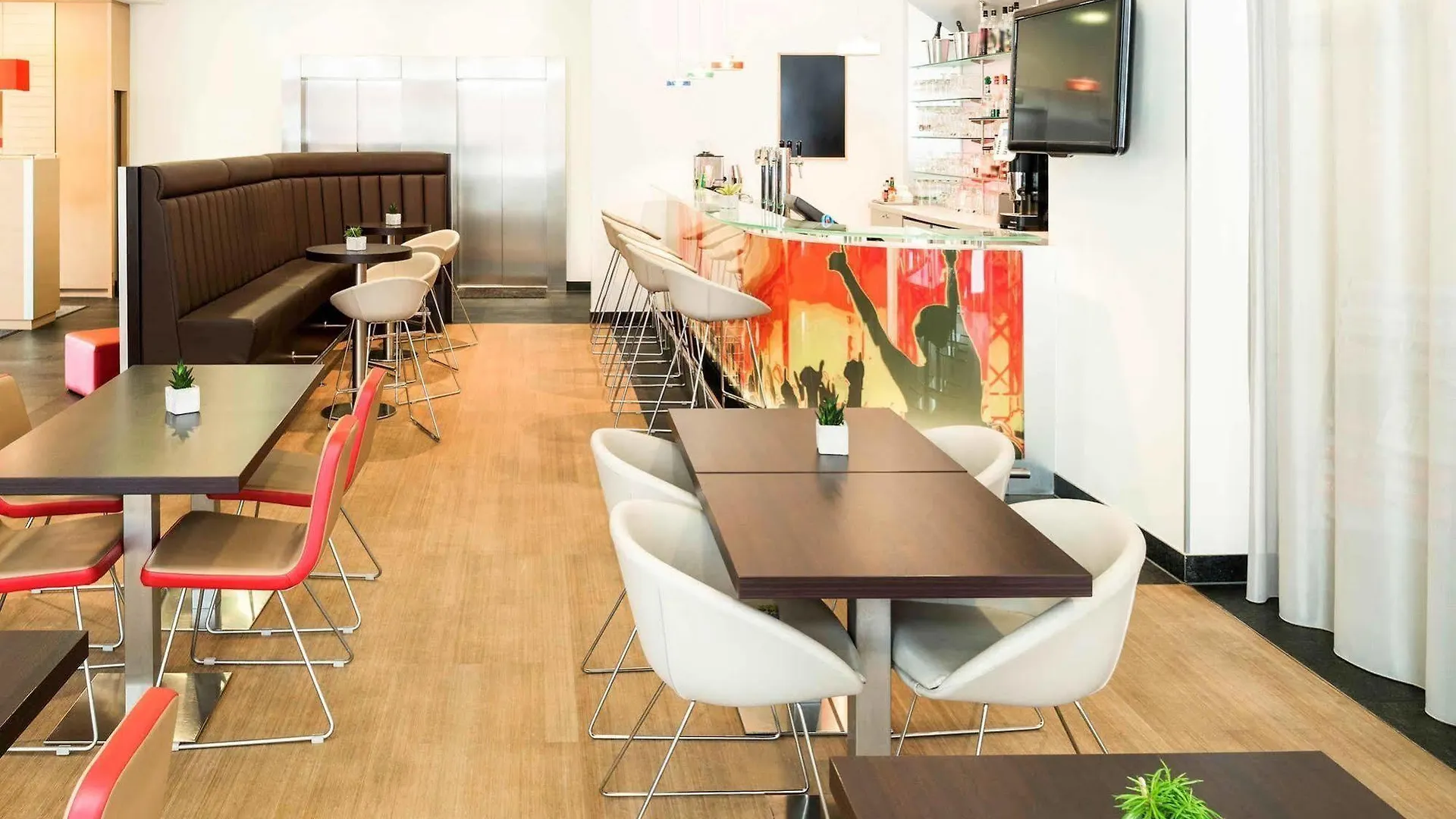Ibis Esch Belval Hotel